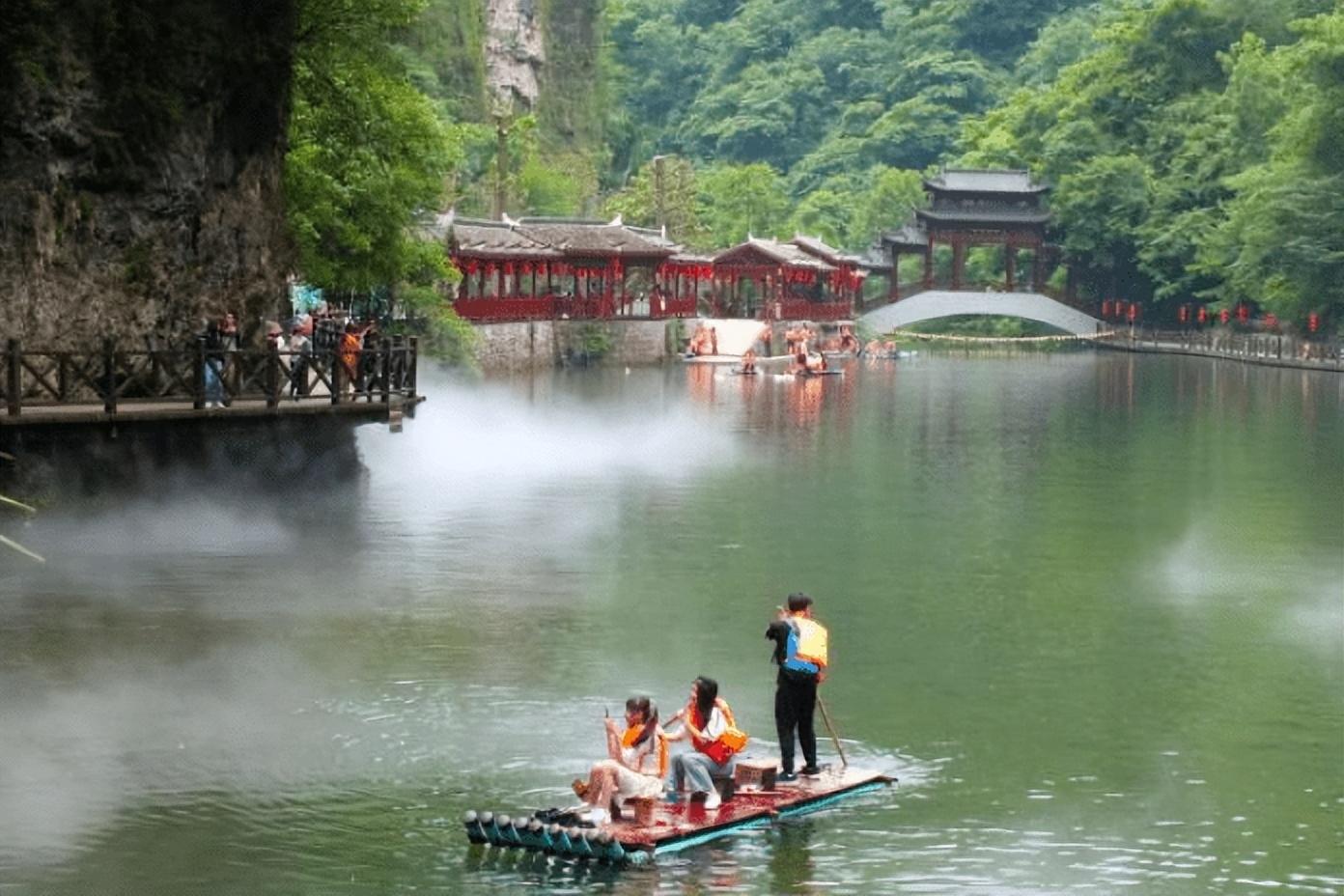 景區(qū)人造霧景觀設(shè)計(jì)：以細(xì)膩?zhàn)兓贸删蛪?mèng)幻空間氛圍