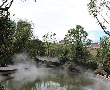 人造霧的噴水量和室外溫度的高低有什么關(guān)系